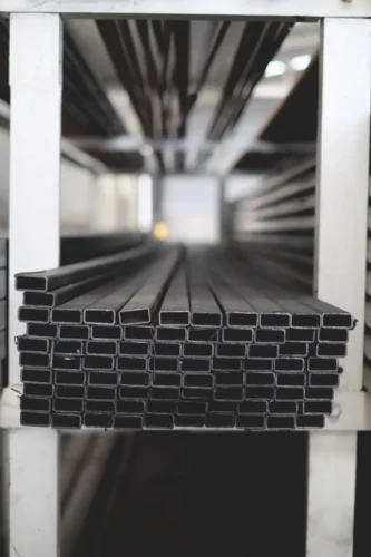 besi hollow hitam cikarang